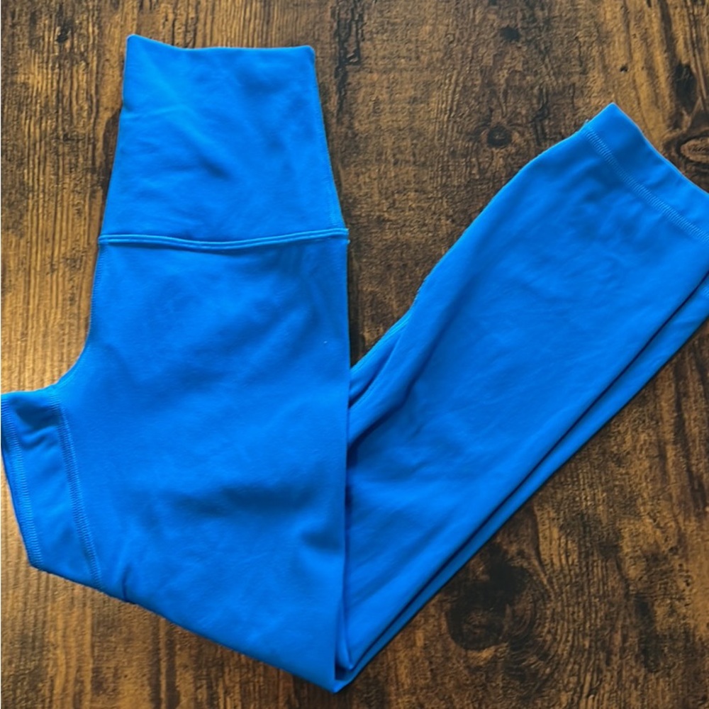Lululemon pool side high rise align crop Sz 0 21” - Picture 1 of 9